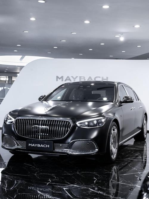 重庆107岚图汽车的售后服务让用户无忧出行，迈巴赫未来的豪华车趋势